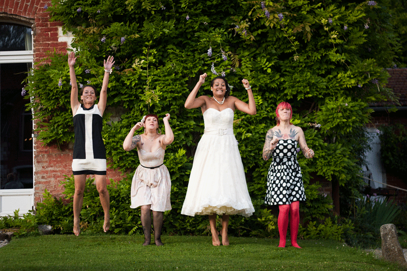 4happyjumpweb.gif